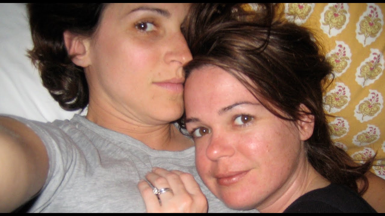 Daughter Seduces Mom Lesbian