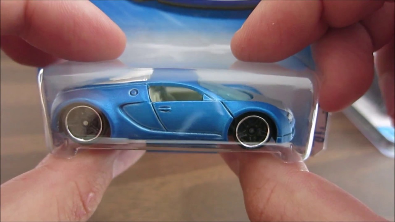As requested, the Hot Wheels Bugatti Veyron. We've been heavy Hot Wheels lately, so look for some Ma. 