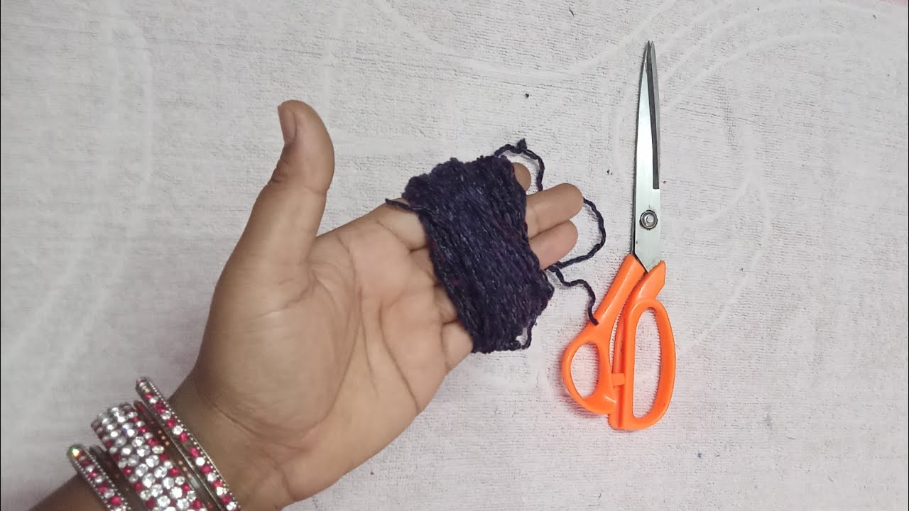 Amazing easy woolen keychain craft. keychain making with wool - YouTube