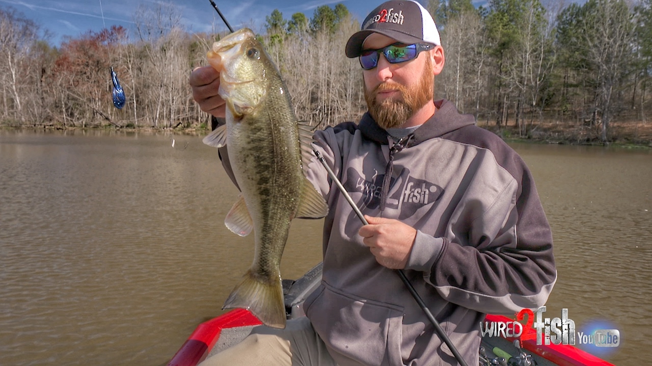 Jerkbait Fishing around Floating Docks - Wired2Fish