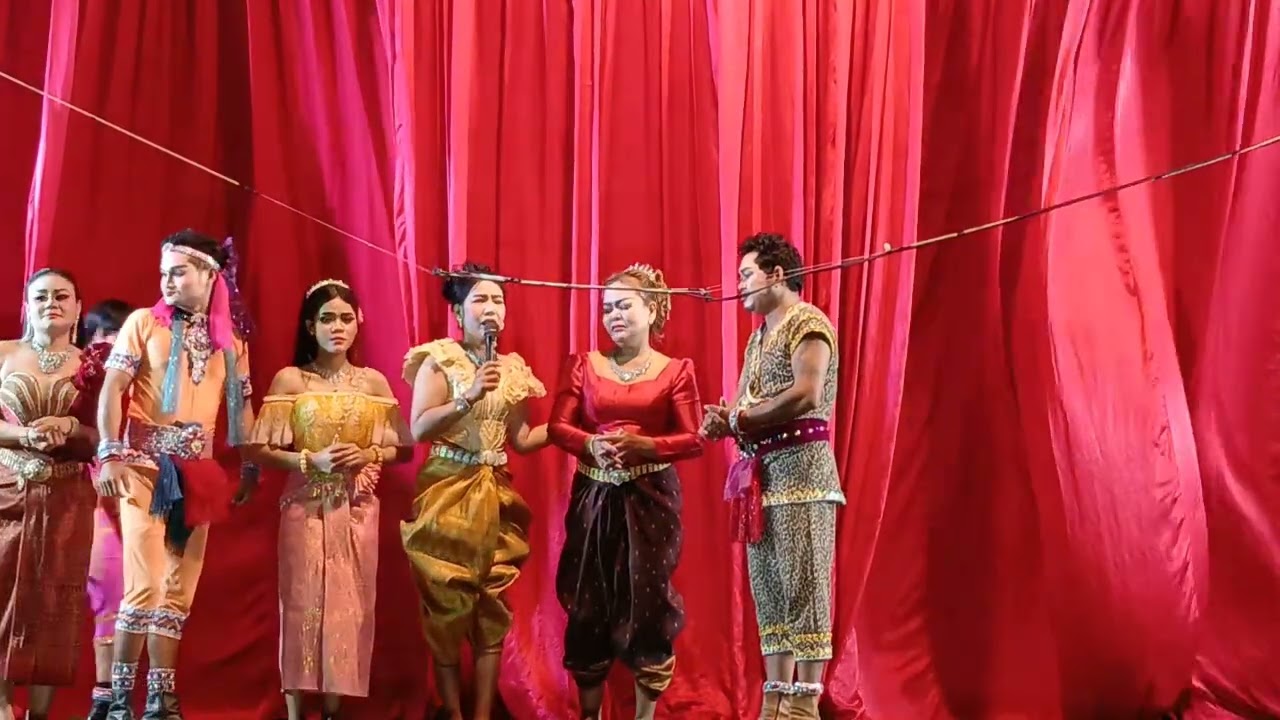 ល្ខោនពូប្រិយ/092840771