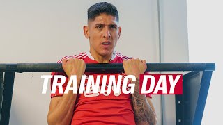 TRAINING DAY | The day after 😍! Training on the pitch & in the gym 🏋️