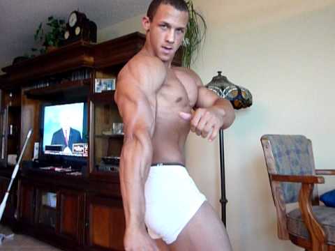 teen bodybuilder-kase...  rolow-im back youtube