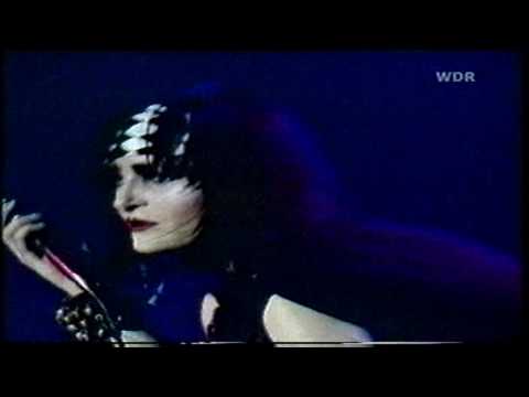 Siouxsie And The Banshees - Spellbound (1981) Köln, Germany