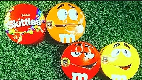 Satisfying Video | Unpacking 4 M&M