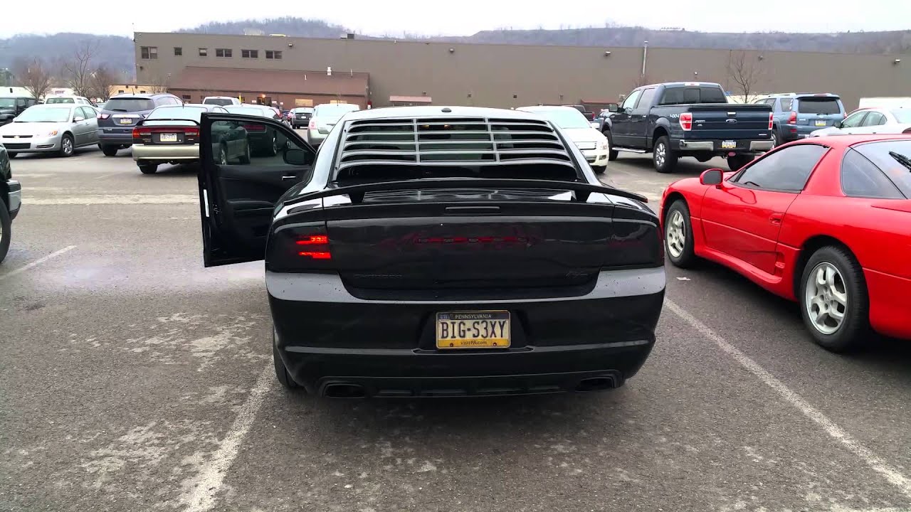 DODGE CHARGER SEQUENTIAL TAIL LIGHTS - YouTube