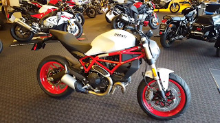 2017 Ducati Monster 797 in White Walk 