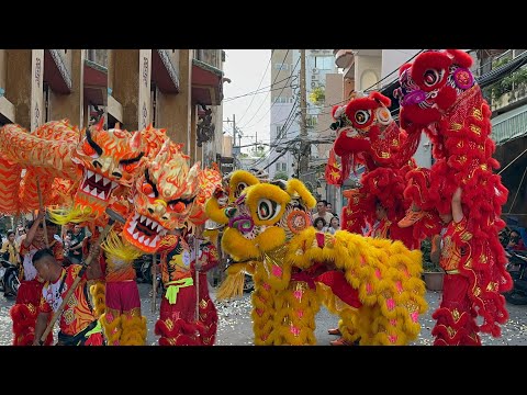 Video Múa Lân Song Long Tranh Tài Hẻm Nhỏ Cực Hay Ngày Tết... - youtube