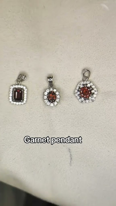 Garnet pendant ♥️ 🤎 #Gemstones #Jewelry #Crystals #PreciousStones #GemstoneJewelry #NaturalGem