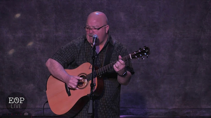 The Preacher and the Bear Live version - Live performance video thumbnail