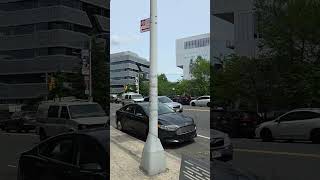 컬럼비아 대학 인근에 135번가 풍경입니다. 웨스트 할렘은 확실히 이스트할렘보다는 낫지만 여전히 을씨년스러운 분위기네요. 여기에 시라큐스의 맛집 다이노서 비비큐가 있다는 사실!