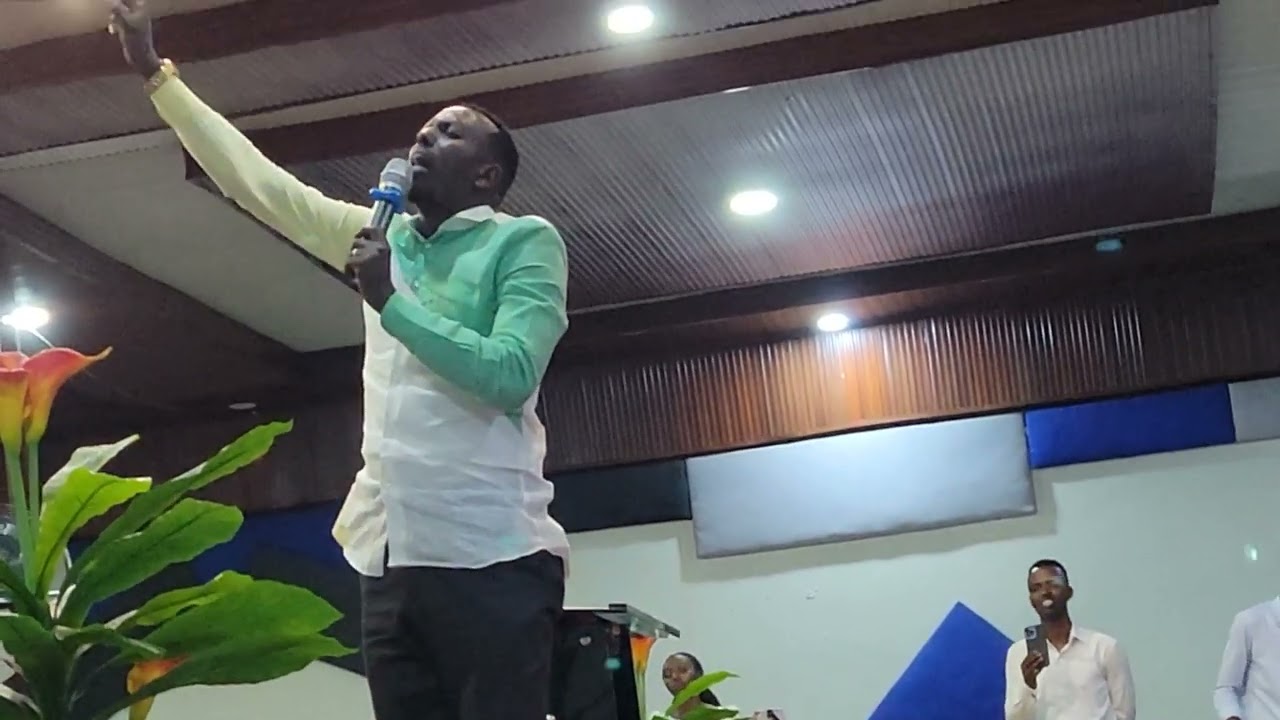 IYO NTIMEZE NKABANTU HAMWE NA CHICHI NA MADAME WE MURI PEACE  VOICE  🔥🔥🔥