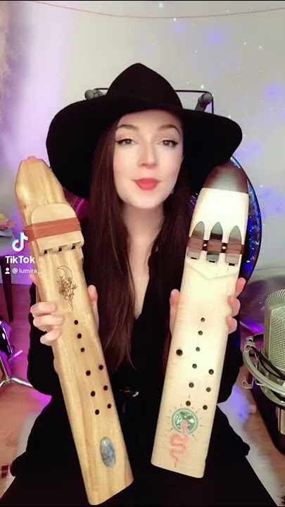 Moon 🌙 or Snake triple flute🐍?