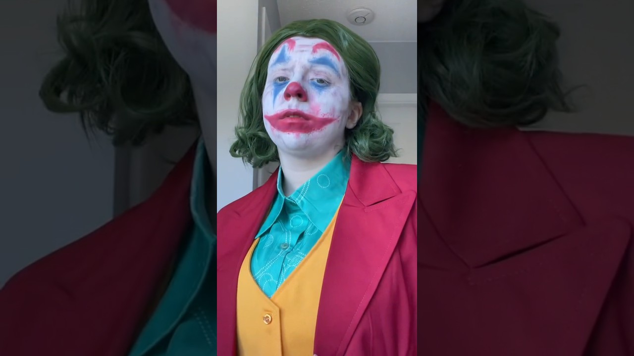 What did u think of Joker 2? 👀 #joker #jokercosplay #jokerfolieàdeux #joker2 #joaquinphoenix #clown