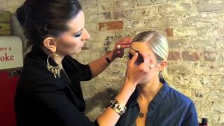Dsm Art Center Big Hair Ball Make-Up Masque Diy