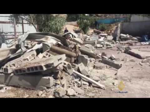 القدس-الاحتلال يهدم مخازن ومغسلة سيارات ومنزلا بسلوان