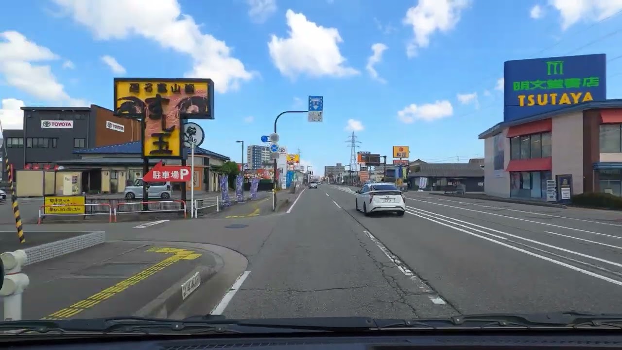 朝日ヒスイ海岸オートキャンプ場（富山県）から氷見漁港場外市場　ひみ番屋街（2023年8月30日）