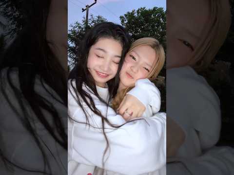 Can't stop groovin' 💫 #TUIDE #튜이드 #SEOHEE #SAKI