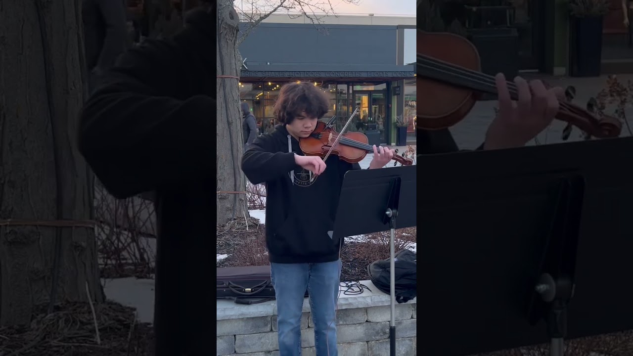 Alex plays Sweet but Psycho by Ava Max (Live)