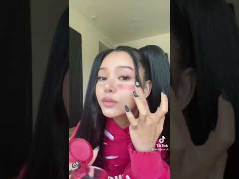 Bella Poarch TikTok