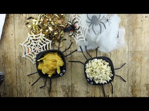 How to make plate for a Halloween party