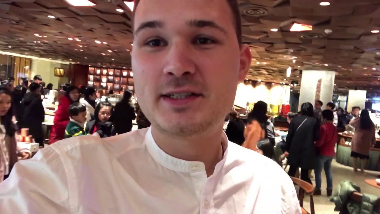 Shanghai Starbucks Roastery. Самый большой Starbucks в мире