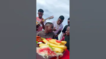 UTACHEKA SINGELI MICHANO DOGO PATENI NA STEVE MWEUSI DOGO ANAJUA SANA 
