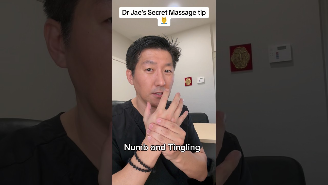 Рука онемела и покалывает? Сделайте это прямо сейчас🫵🏻 #phoenixaz #мануальныйтерапевт #онемение #...