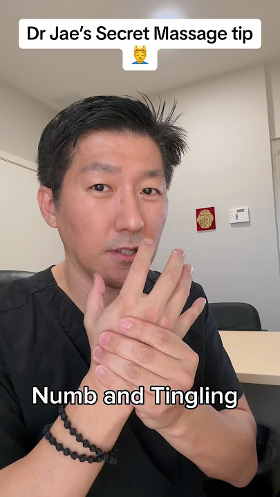 Hand feels numb and tingly? Do This Now🫵🏻 #phoenixaz #chiroprator #numbness #tingling