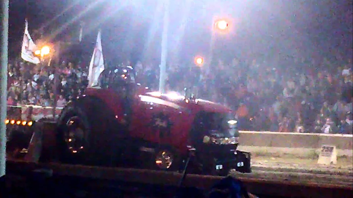 Tractor pull wreck
