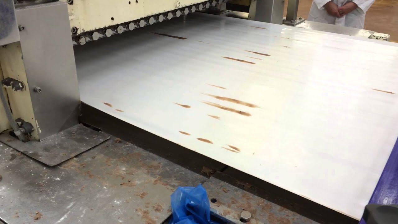 Goodway Brushless Belt Cleaning System - Cleaning Chocolate