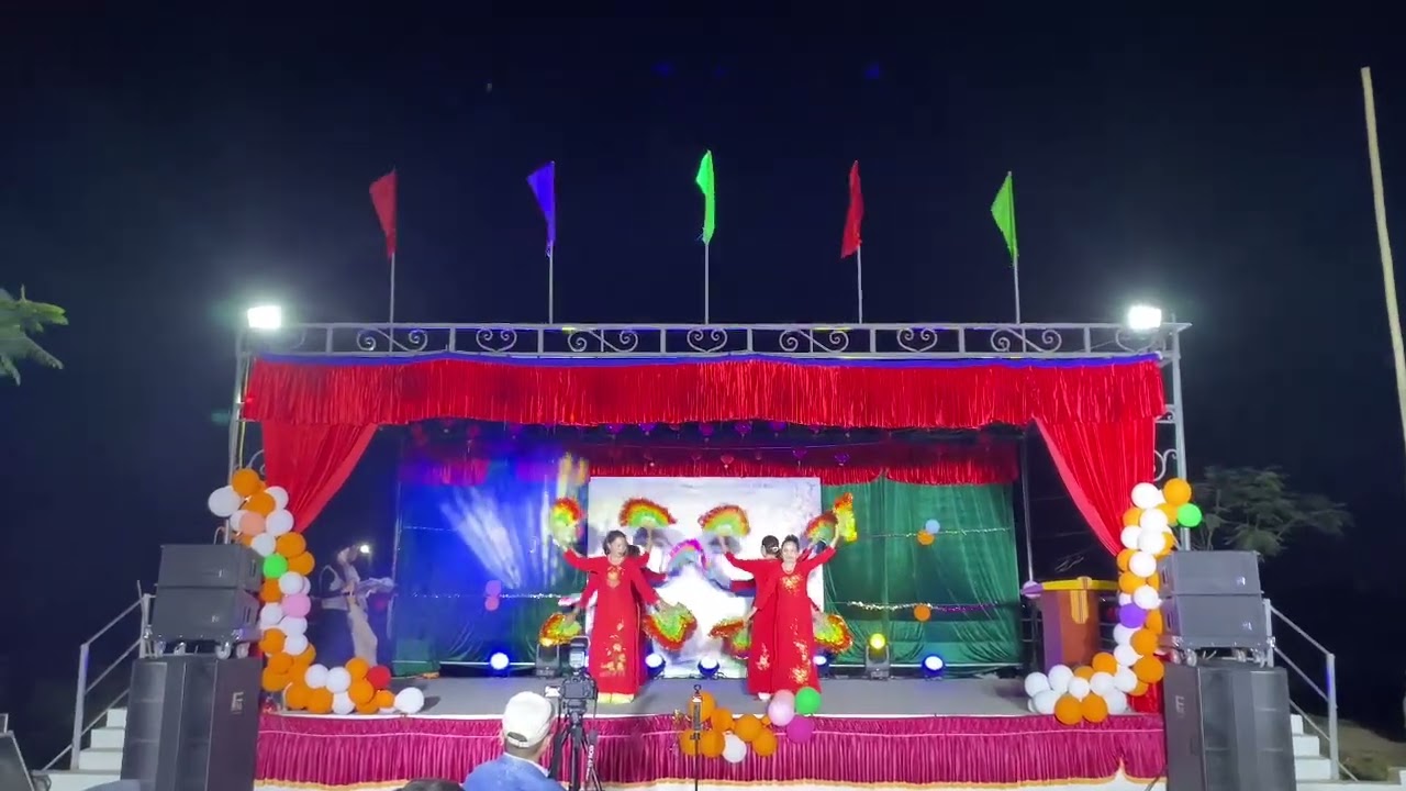 Ánh Tuyết Yên Mạc