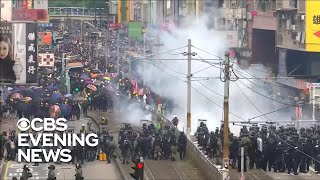 In hong kong, the 8th weekend of violent protests has spiraled out
control. demonstrators are outraged over a mob attack involving
police. ramy inocencio ...