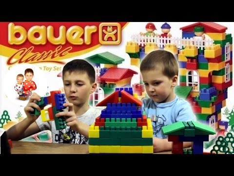 Конструктор Bauer. Строим домик и гараж для машинки.