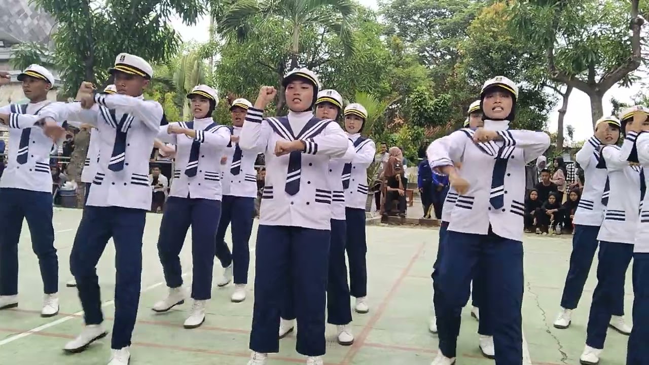 BOLEH JUGA | PENAMPILAN PASKIBRA SMAN BANGSAL TIM A DI LPKBB PENJURU SMKN 1 JABON