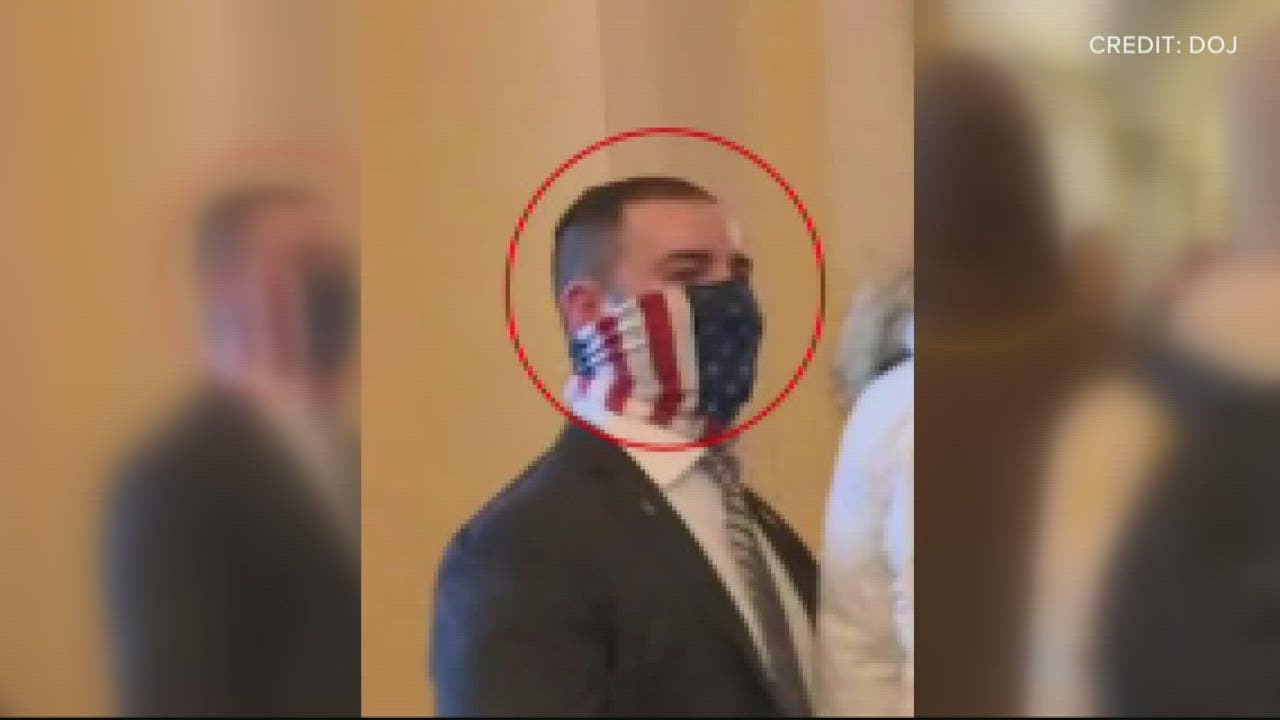 NOVA man arrested for allegedly assaulting Capitol Police officer on ...