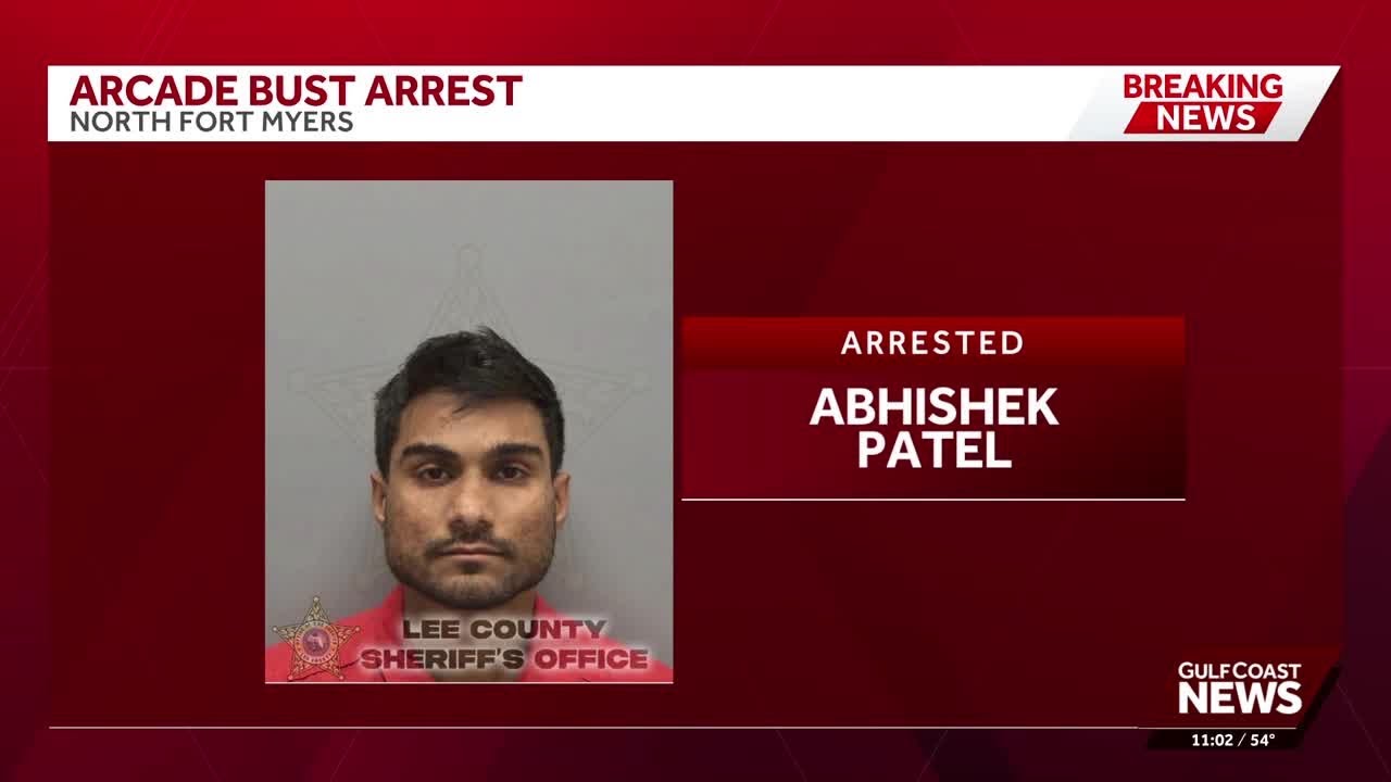 1 arrested after deputies raid 2 Lee County arcades - YouTube