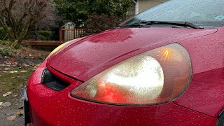 How to Change the headlight bulbs in a 2007/2008 Honda Fit