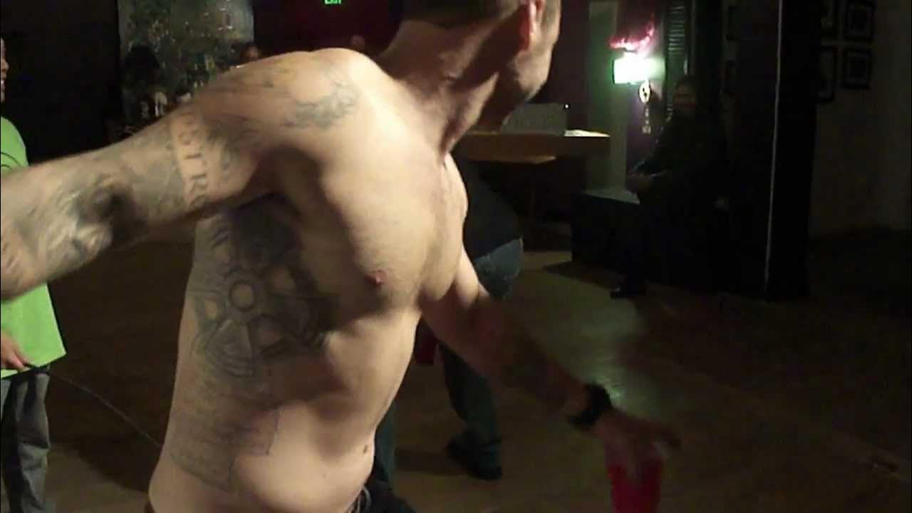 Прием в крутой мен. Крутой Мэн порка розгами. Порка розгами новое видео. Порка ремнем русских знаменитостей. Порка женщин в крутом Мэн