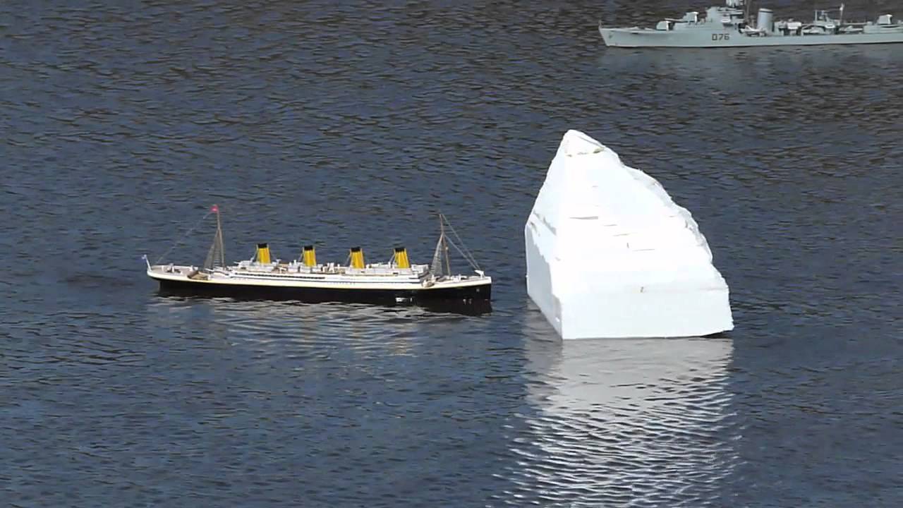 Titanic And The Iceberg