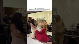 Dra Deolane Bezerra E Dra Dayanne Bezerra Dançando Forró
