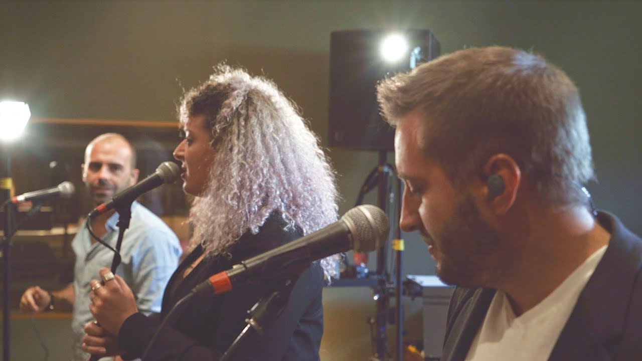 Trois Cafes Gourmands L Annee Prochaine Version Acoustique Youtube