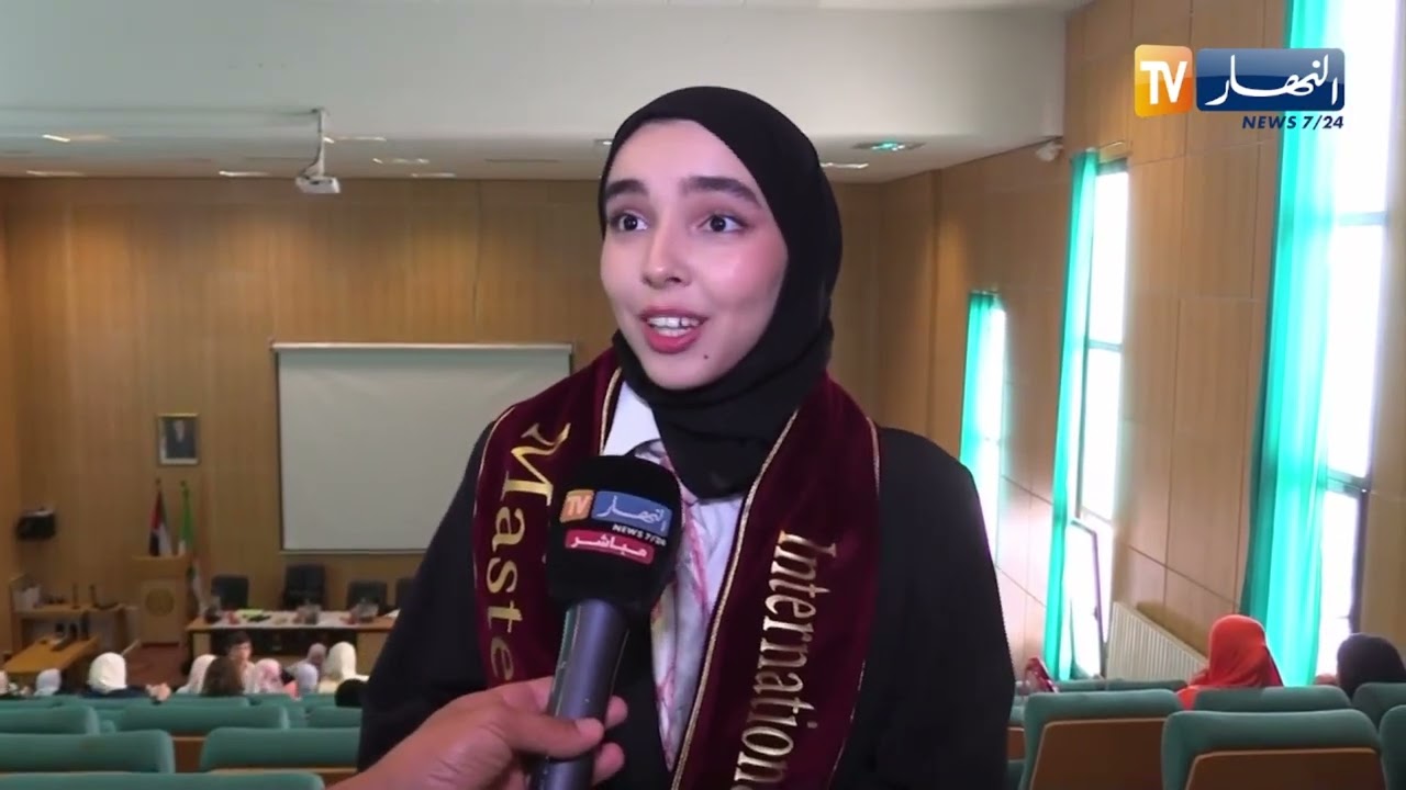 كلية الحقوق بالعاصمة تبصم على مناقشة أول مذكرة باللغة الإنجليزية