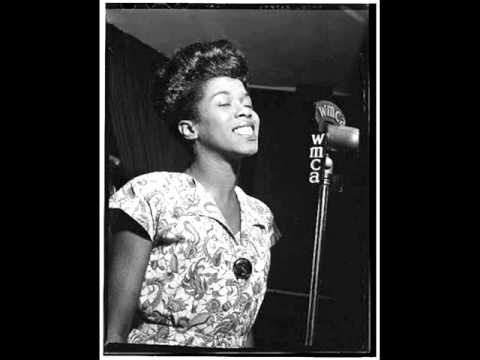 Putar Just A Gigolo - Sarah Vaughan