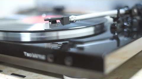 Charming VOXOA T50 Turntable