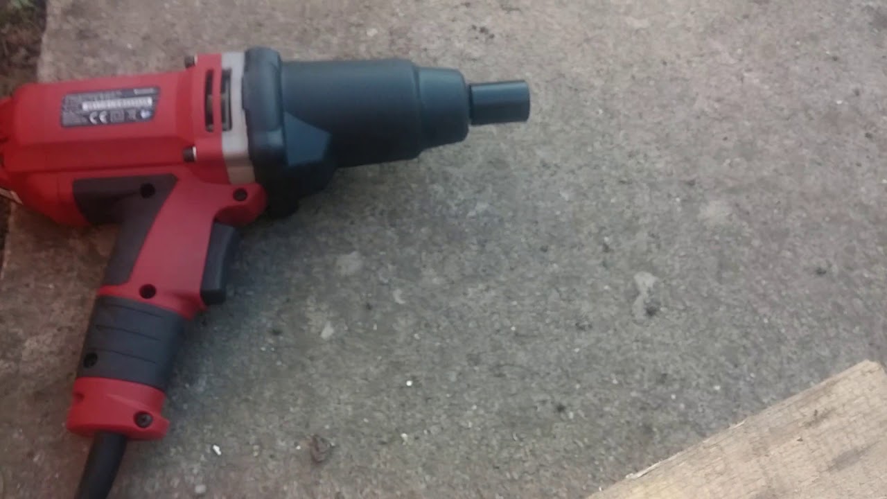 Einhell CC IW 950 - Impact wrench - Screw into the wood - YouTube