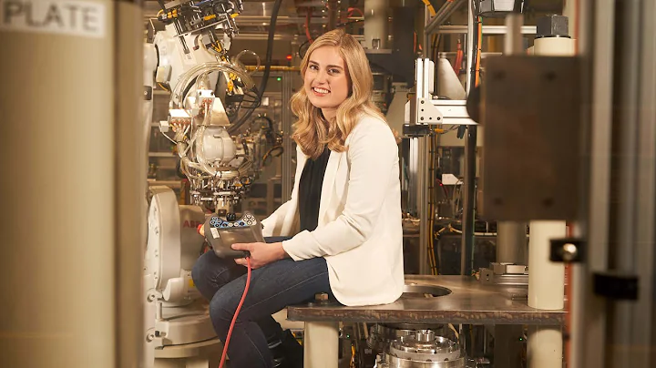 2019 STEM It Role Model: Emily Newton