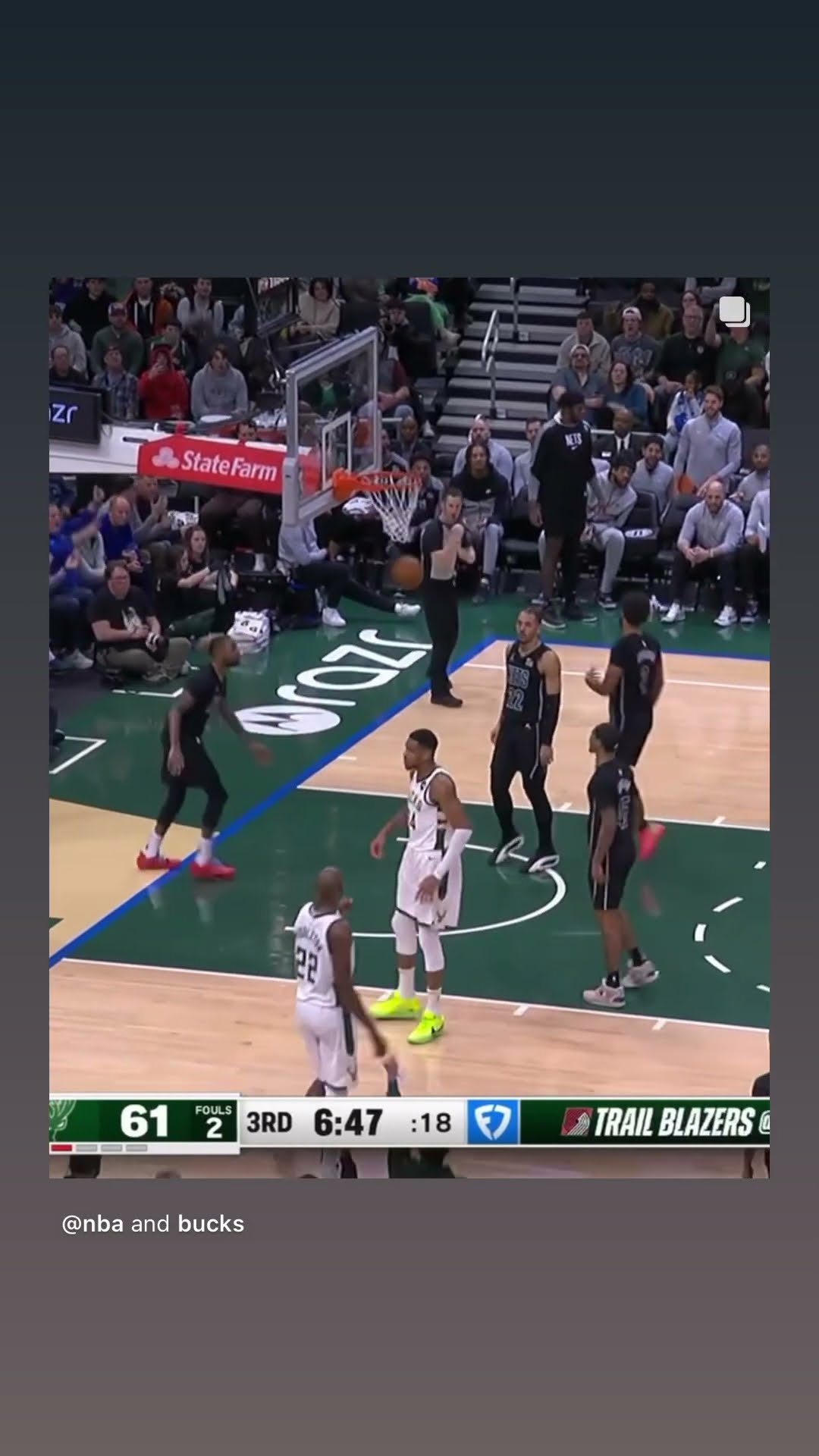 D Lo is suffering in Brooklyn #hoodnews #dangelorussell #giannis #bucks #nets #basketball #omg #how