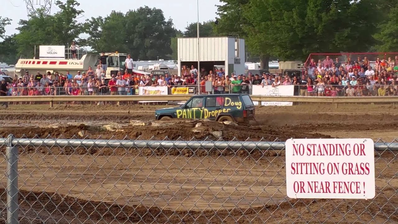 Tough trucks at northwest michigan fair 2014 - YouTube