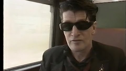 Uitvaart-ceremonie Herman Brood vanuit Paradiso 15 juli 2001 Amsterdam TV live